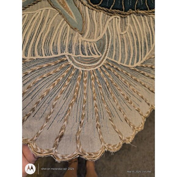 Pier One Table Runner 74” Coastal Embroidered Sea Shell Star Fish Neutral READ - Picture 3 of 12